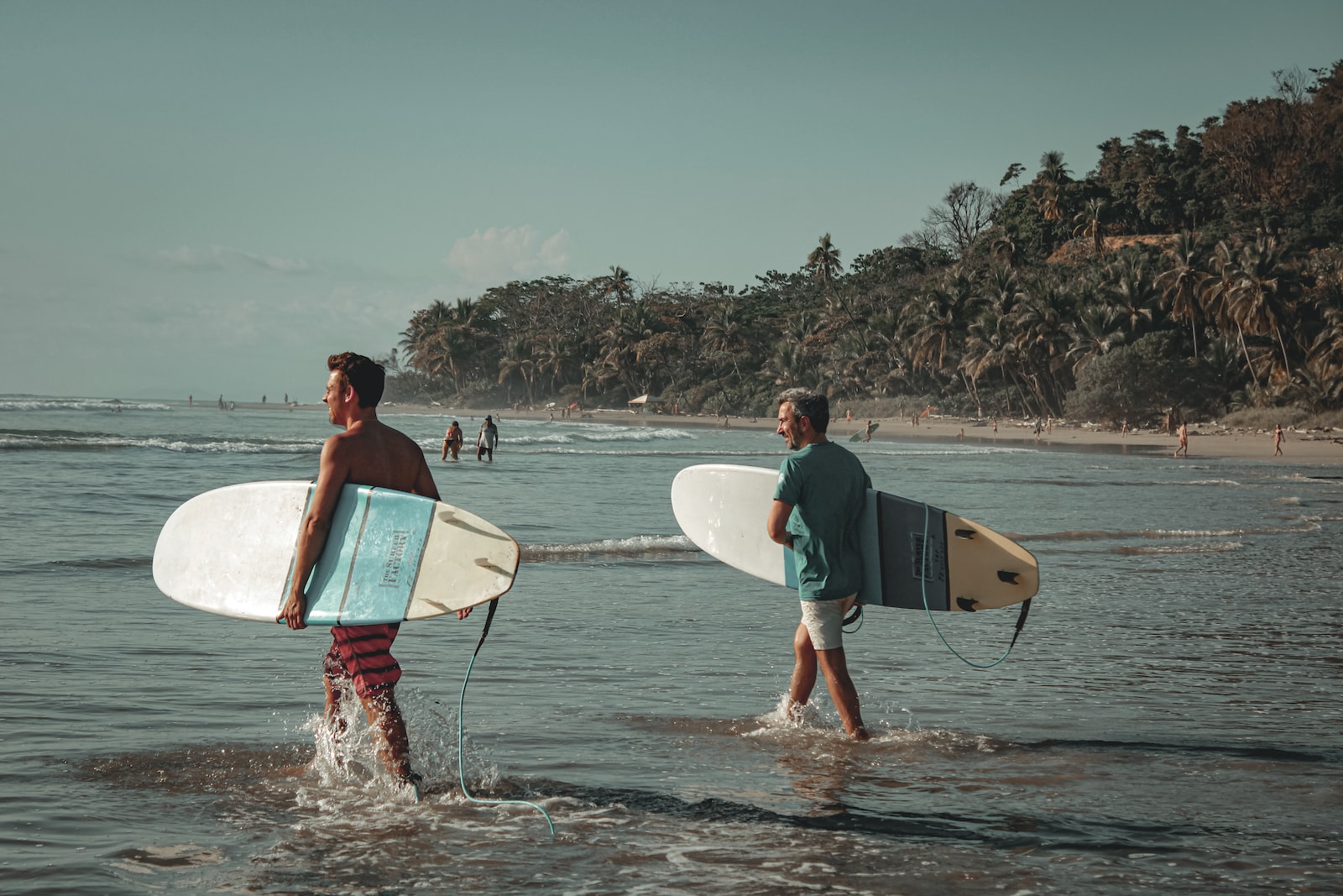 best beginner surfing costa rica